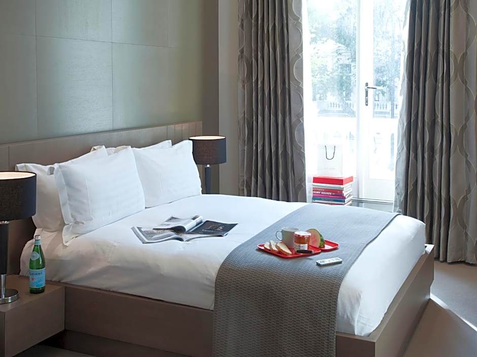 130 Queen's Gate Apartments