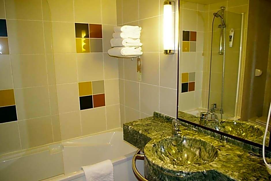 Hotel Mercure Saint-Etienne Parc de l Europe