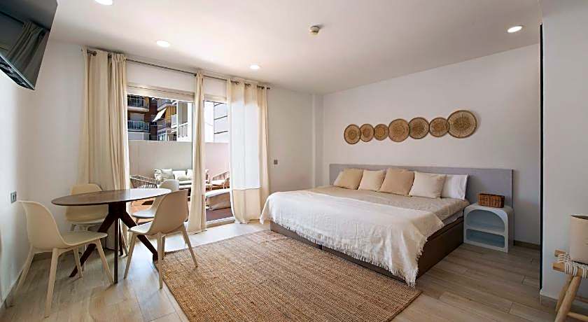 Ginosi Basics Centric Apartel