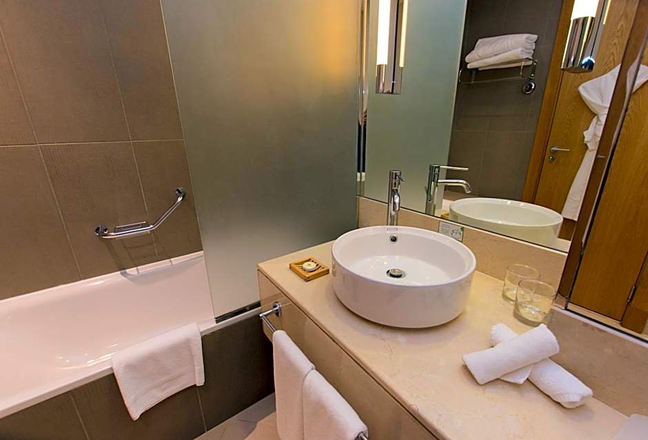 Holiday Inn Abu Dhabi By IHG