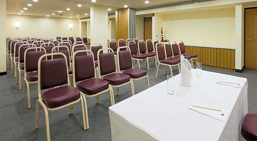 Hampton Inn By Hilton Vadodara Alkapuri, India