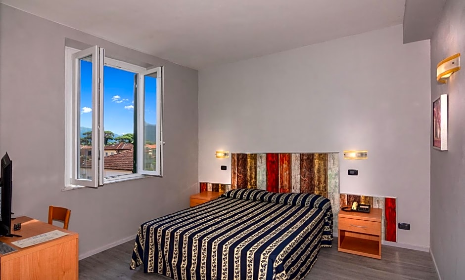 Hotel Apuana
