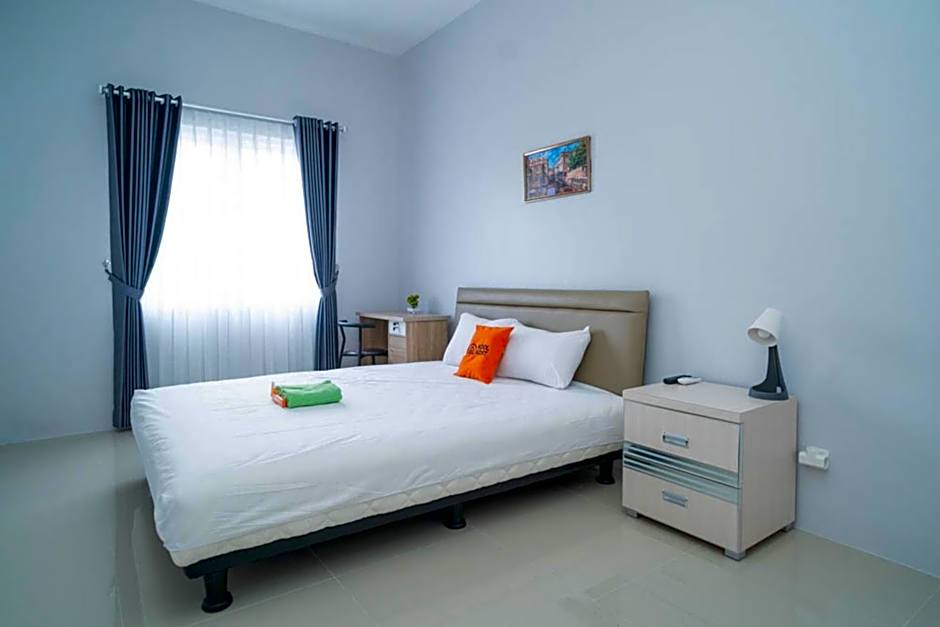 Nina House near Taman Budaya Sentul RedPartner