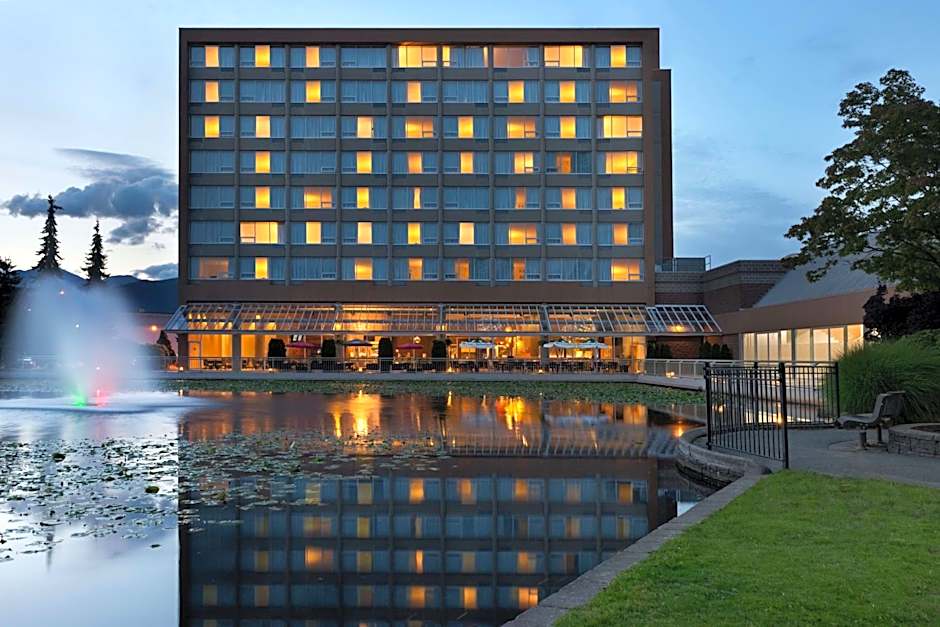 Coast Chilliwack Hotel