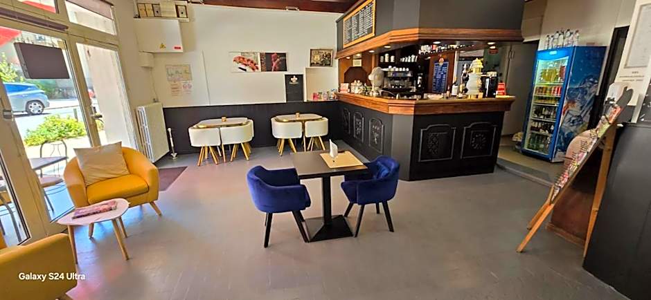 Hôtel Restaurant Les Alizes Loriol Le Pouzin