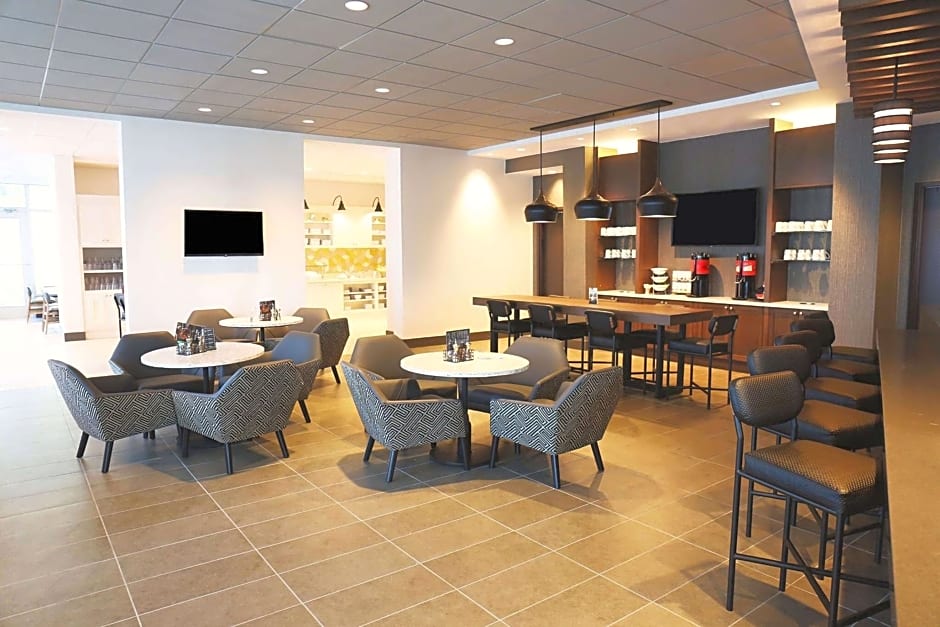 Hyatt Place Austin Airport