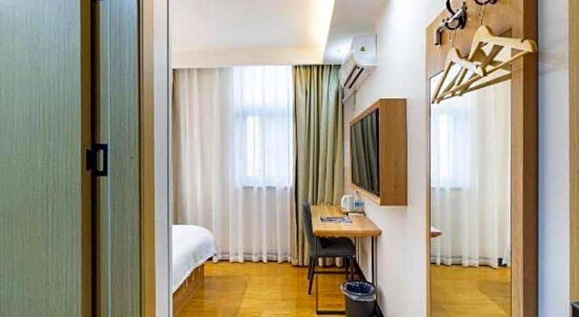 GreenTree Inn Express Shanghai Baoshan District Youyi Road Metro Station