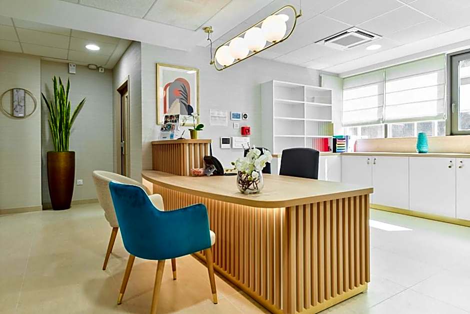 Zenao Appart'hotels Suresnes