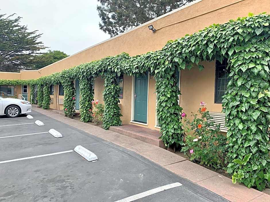 Monterey Oceanside Inn