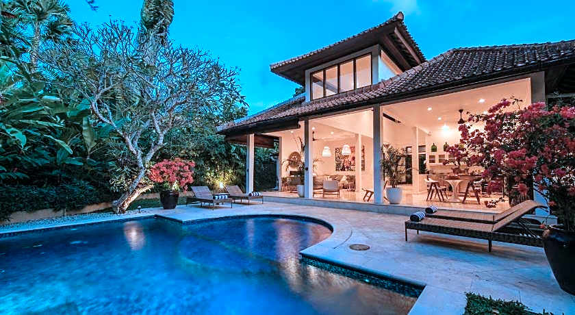 Villa Eight