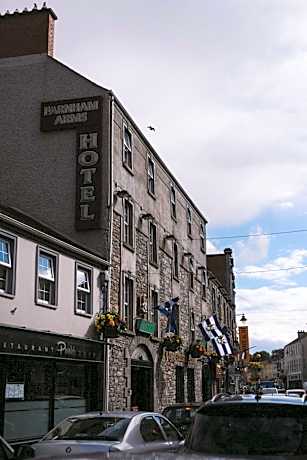 The Farnham Arms Hotel