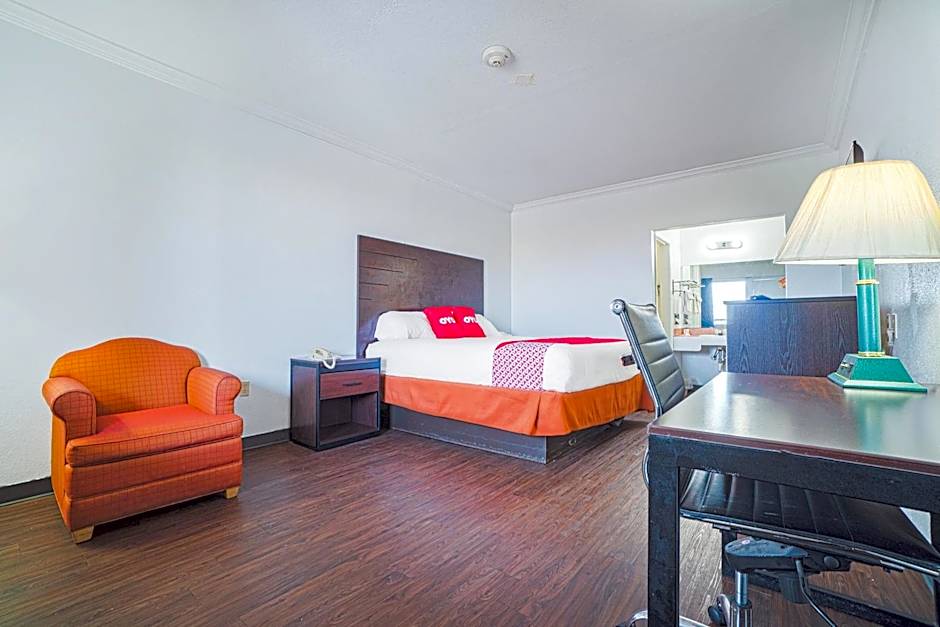 OYO Hotel Kingsville - Hwy 77