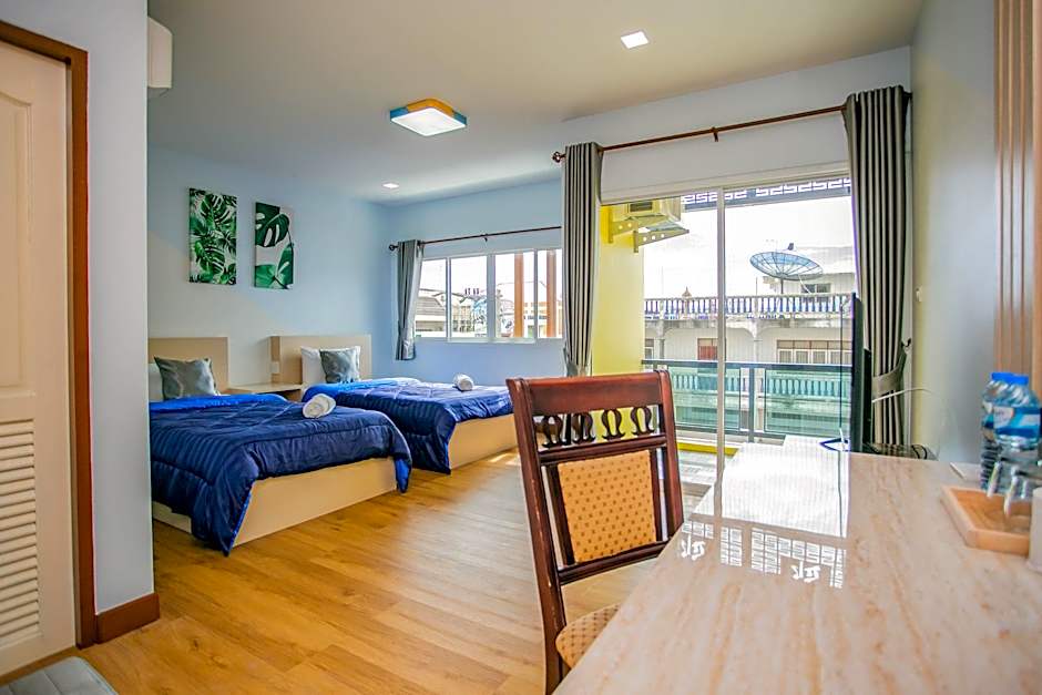 Photo 1 of 6 of Superior 2 Beds