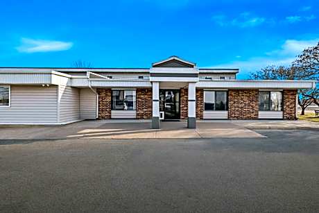 Days Inn by Wyndham Fond du Lac