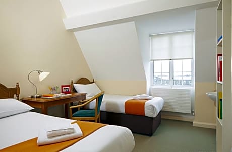 Twin Room with Shared Bathroom