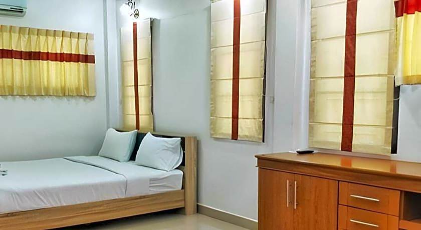 B2 Lampang City Boutique & Budget Hotel