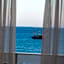 Onyx Beach Residence - Free Beach Access & Parking