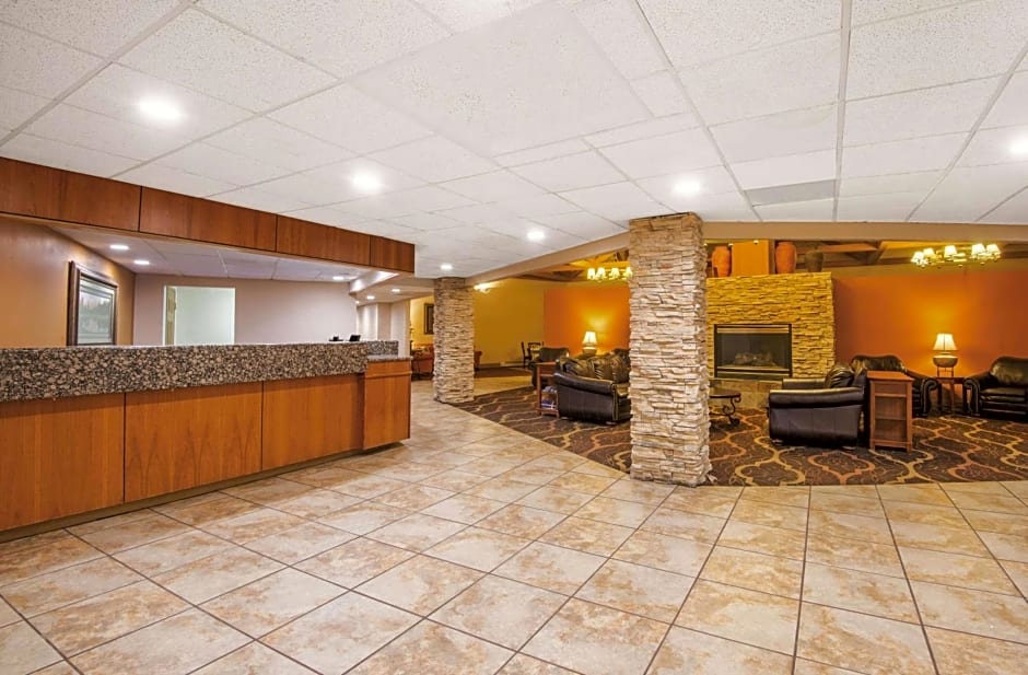 La Quinta Inn & Suites by Wyndham Silverthorne - Summit Co