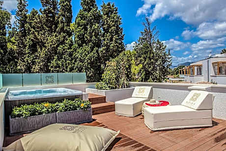 NOHA Lifestyle Hotel - Adults Only