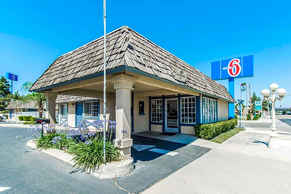 Motel 6 Kingsburg