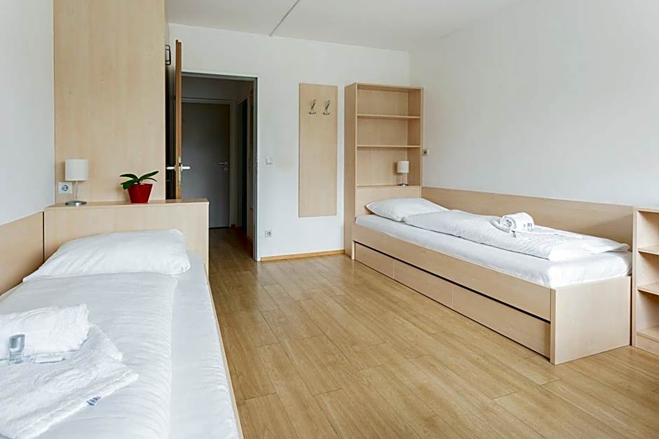 myNext - Riverside Hotel Salzburg