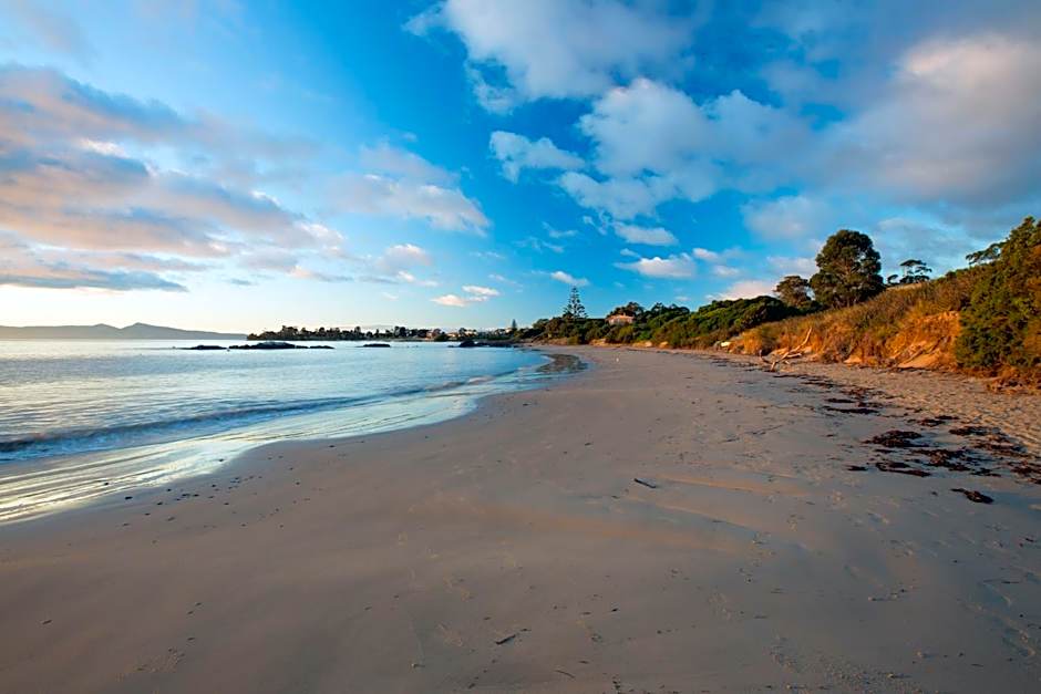 Swansea Beach Chalets