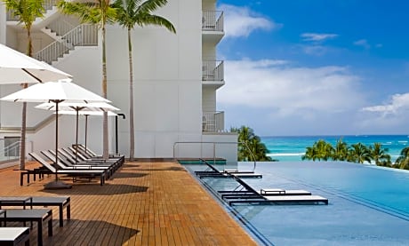 Alohilani Resort Waikiki Beach