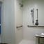 Holiday Inn Express & Suites Columbus North By IHG