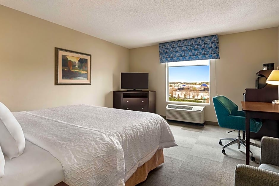 Hampton Inn By Hilton & Suites Atlanta Airport West/Camp Creek Pkwy