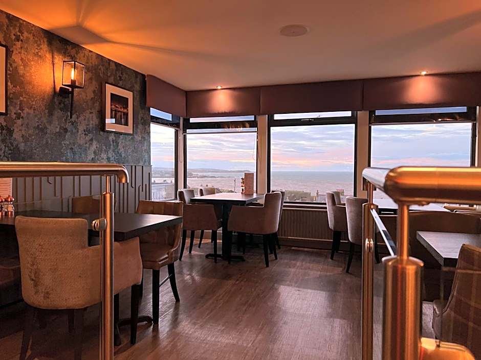 The Knowes Hotel & Restaurant