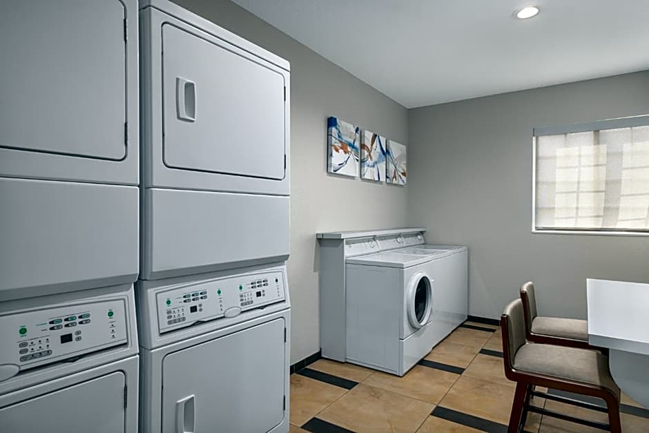 Candlewood Suites Alexandria By IHG