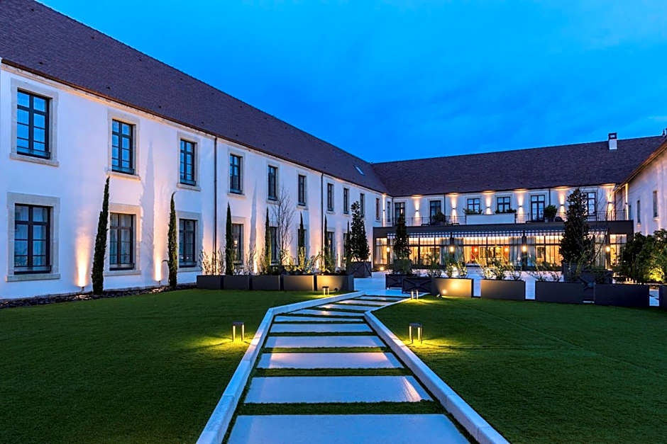 Best Western Premier Hotel & Spa Les Sept Fontaines