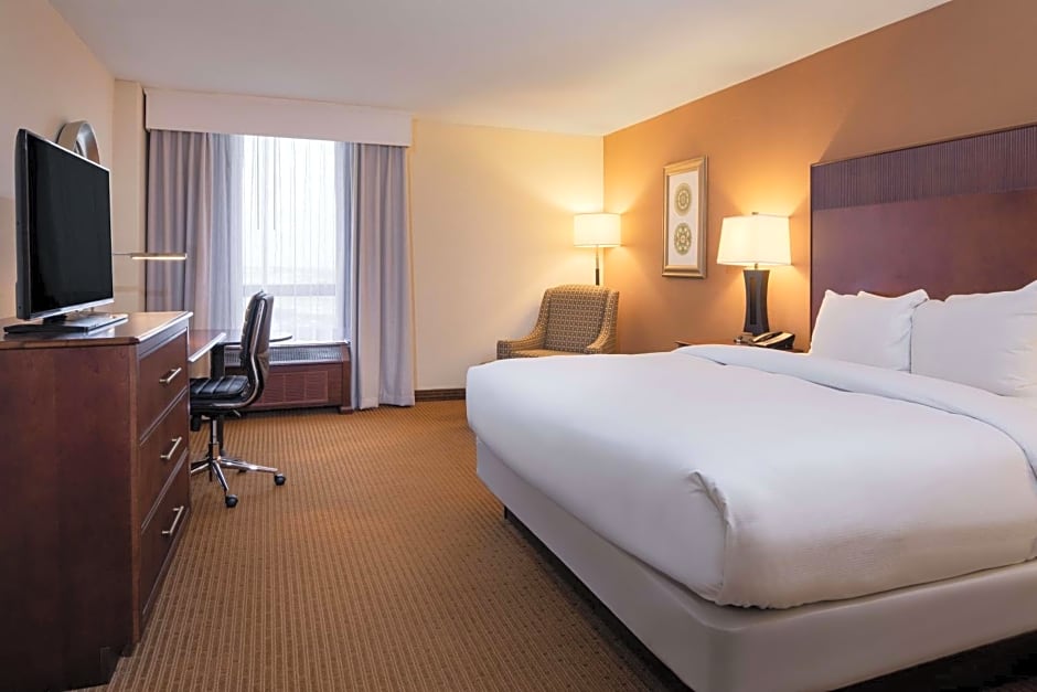 DoubleTree By Hilton Philadelphia Airport