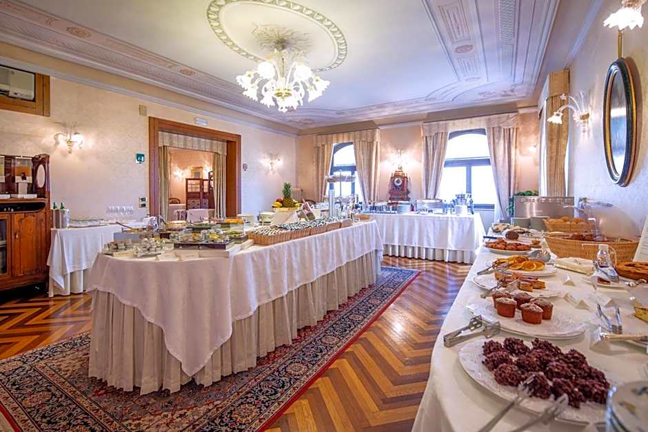 Hotel Villa Del Sogno