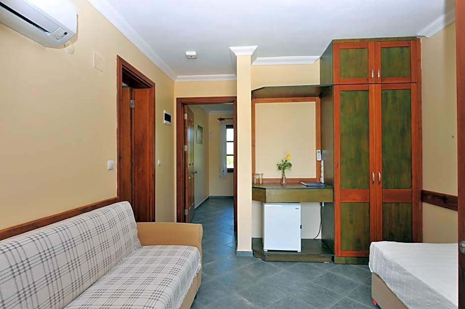 Grenadine Lodge