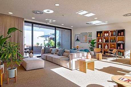 BFRESH Hotel - Padel, Pool & Fitness - Adults Only