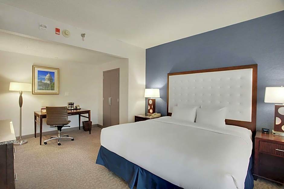 DoubleTree By Hilton Hotel Little Rock