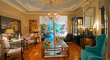 Suite with Garden View