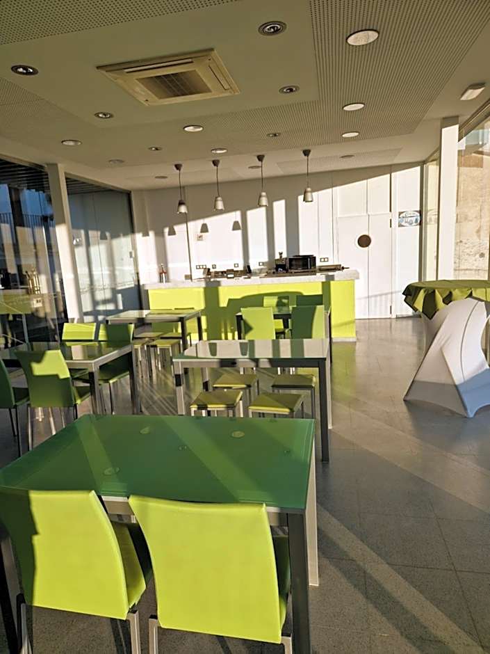 Albergue turistico Alcuescar vía de la plata