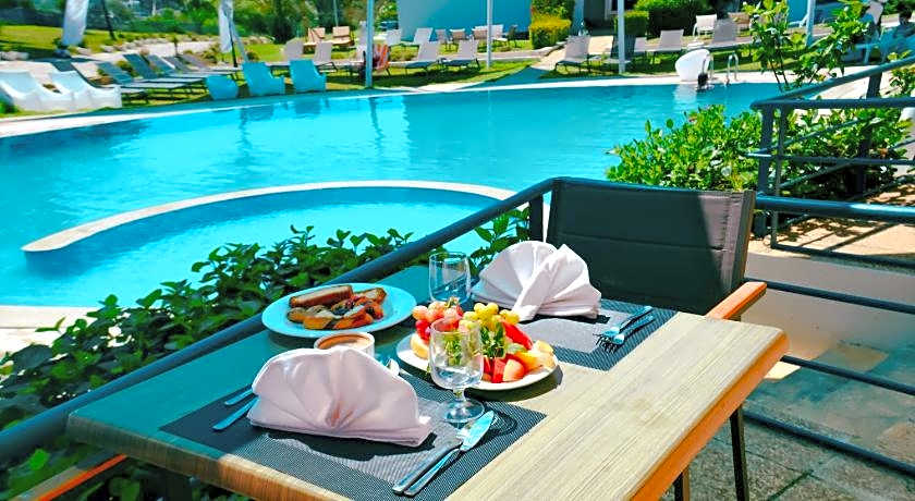 Golden Tulip Carthage Residence