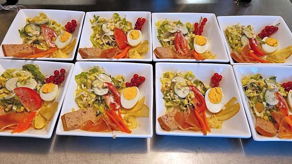 Miramont Horse Trekking Hostel