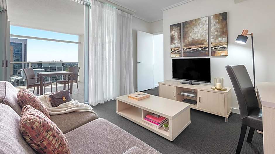 Oaks Brisbane Casino Tower Suites