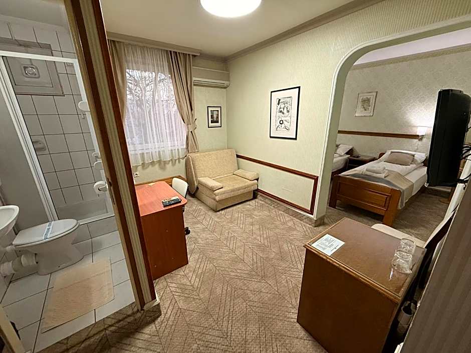 Garni Hotel Lav