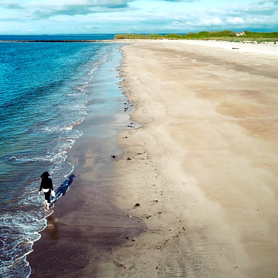 Ross Beach Family Farmhouse B&B