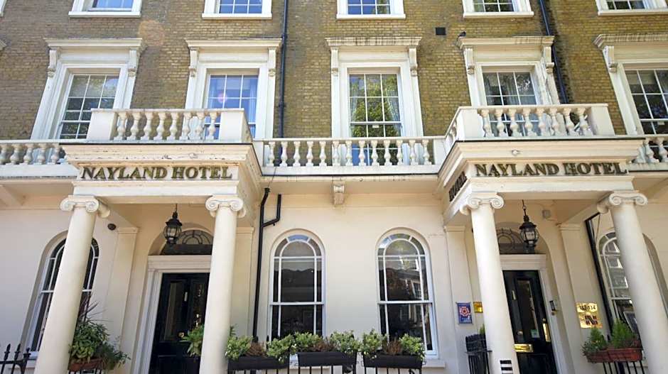 Nayland Hotel