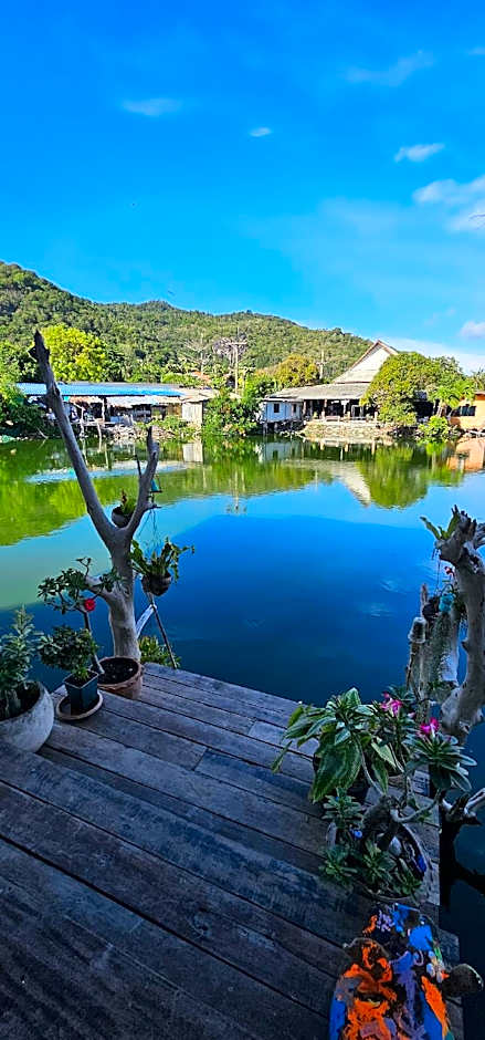 Hideout Hostel
