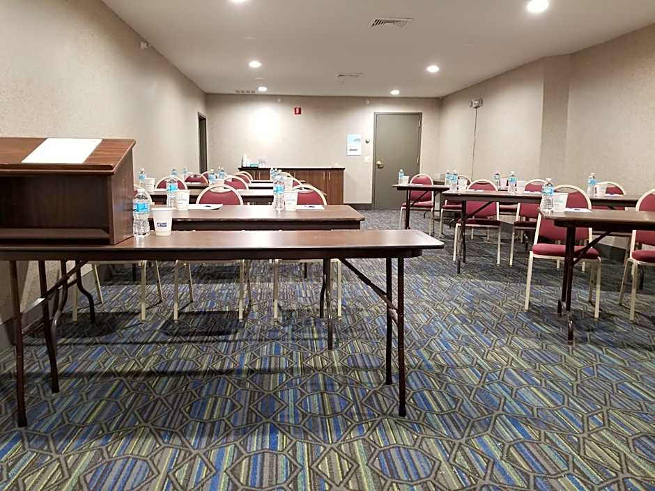 Holiday Inn Express Birch Run-Frankenmuth Area By IHG
