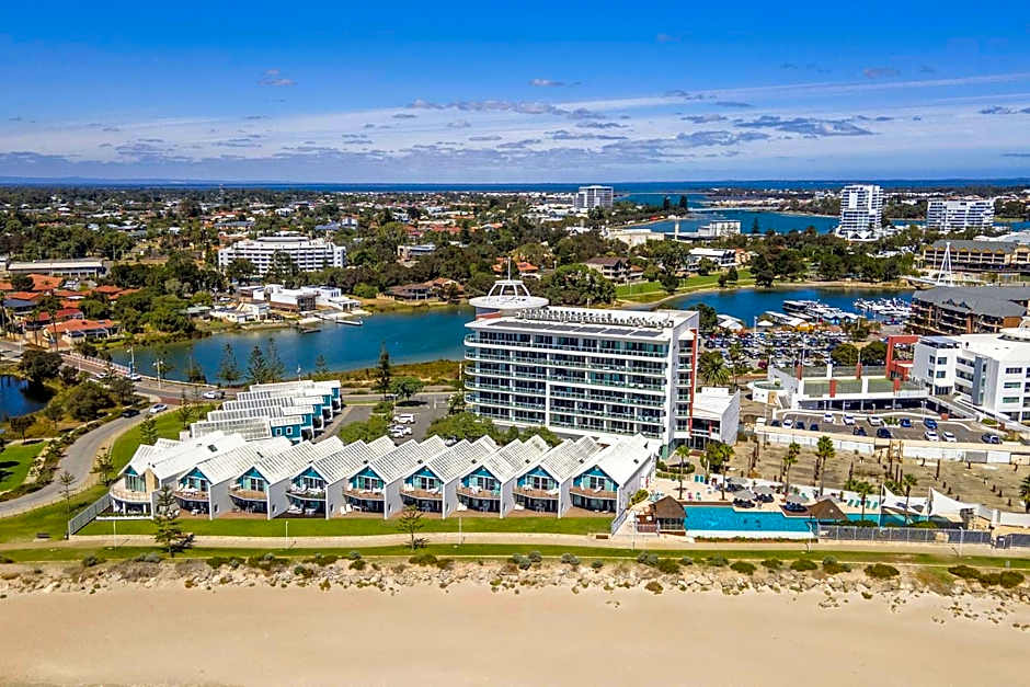 Mandurah Resort by the Beach