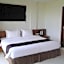 L Bajo Hotel Komodo
