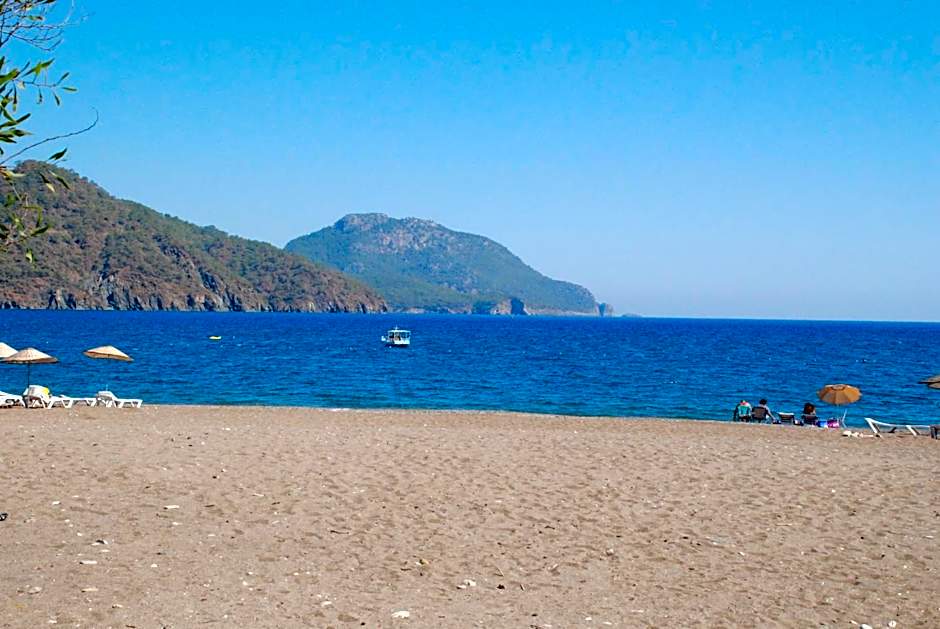 Arikanda River Garden Hotel